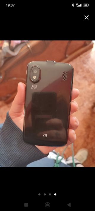 Móvil ZTE básico