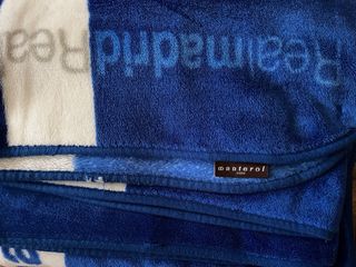 Real Madrid. Manta y sábanas juego completo.