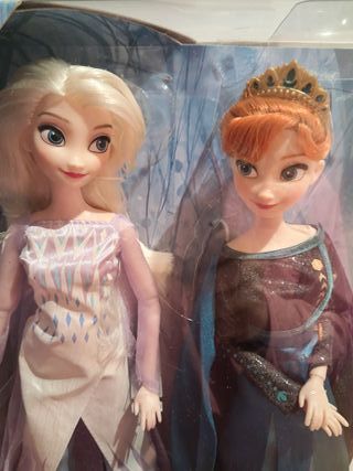 ELSA Y ANA CORONACION DISNEY STORE, FROZEN II