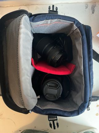 Canon EOS1300D cámera digital réflex