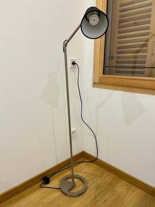 Làmpara Nyfors ikea de pie