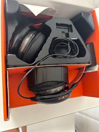 Auriculares TRITTON