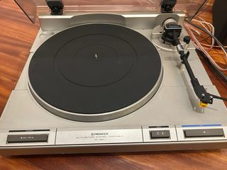 Tocadiscos amplificador y bafles pioneer