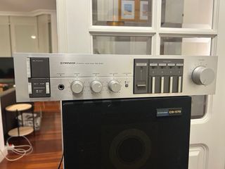 Tocadiscos amplificador y bafles pioneer