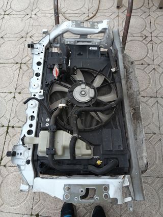 FRENTE YARIS MF4227509850 4221348630 2012 2022