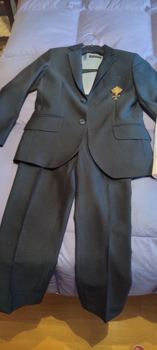 Traje niño 9 años, sirve para hacer la comunión