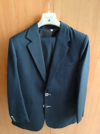 Traje chico