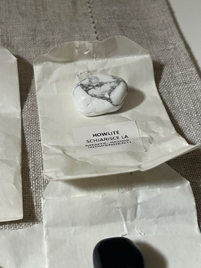 Pietre Preziose Quartz Rosa Ametista Howlite