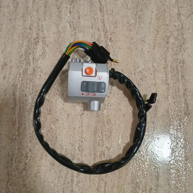 PIÑA DE LUCES DERECHA SYM MIO