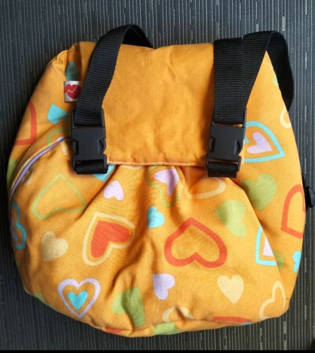 Mochila para transportar a perro pequeño