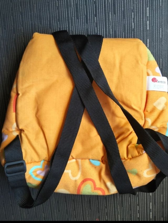 Mochila para transportar a perro pequeño