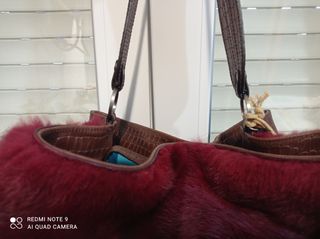 Bolso grande de piel vacuna y pelo