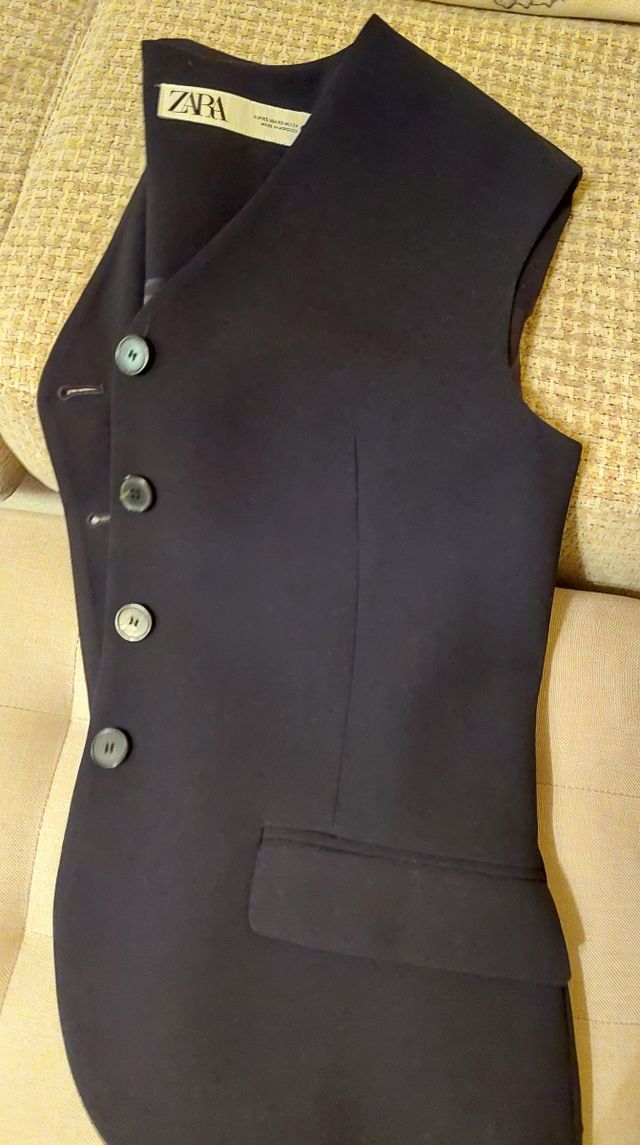 Chaleco Zara Nuevo