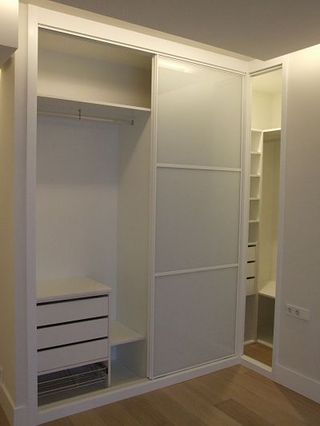 Reparación y restauracion de armarios.