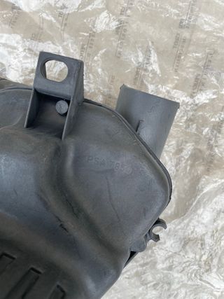 Caja filtro aire 1427E0