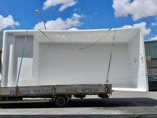 PISCINAS DE POLIÉSTER.**