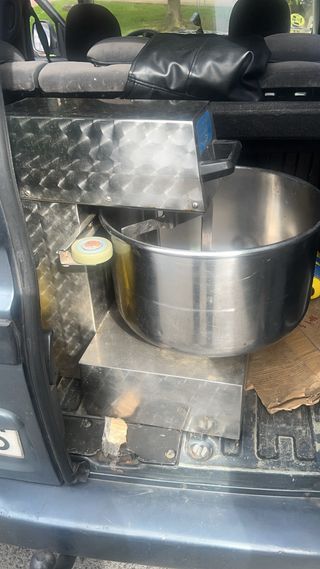 Se vende amasadora de carne