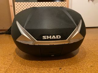 Baúl SHAD SH47 con soporte 