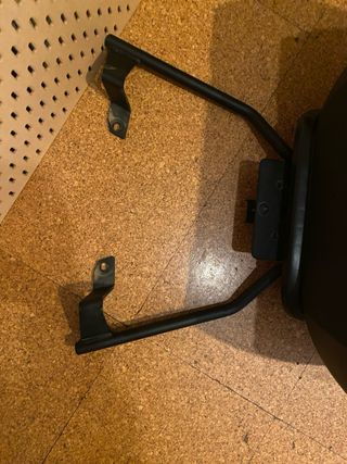 Baúl SHAD SH47 con soporte 