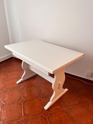 Mesa extensible