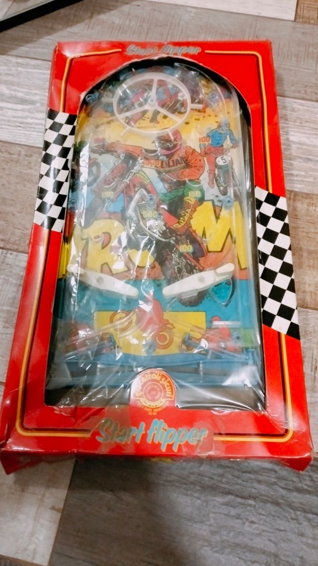 Flipper vintage del 1979 Arcofalc