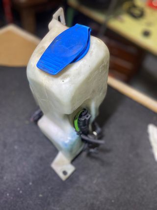 Deposito lavaparabrisas y motor seat leon mk1