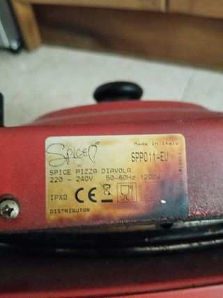 Horno Spice Diavola pizza