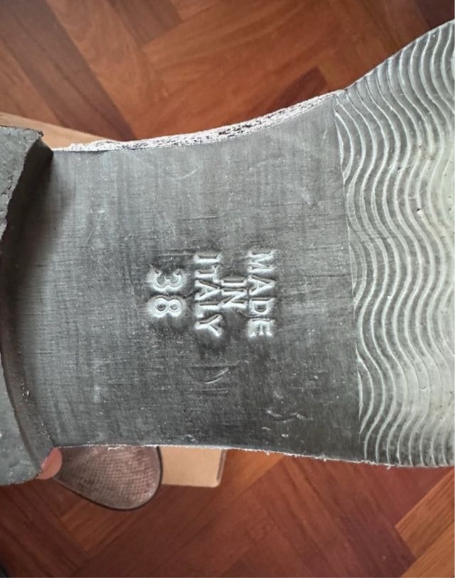 Stivaletto borchiato pelle Il Laccio numero 38