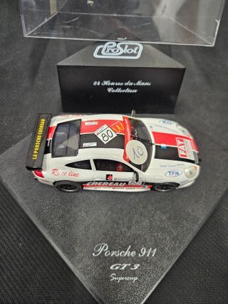 Scalextric Porsche 911 GT3 Supercup