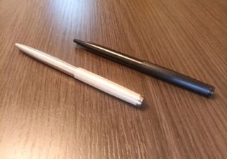 Juego de 2 Bolígrafos INOXCROM 77 GUILLOCHE