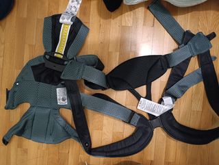 Mochila portabebés babybjörg