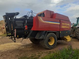 Empacadora gigante New Holland BB940