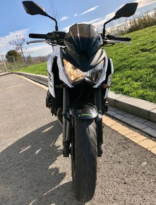 KAWASAKI Z800