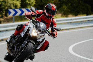 KAWASAKI Z800E ABS