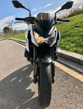 KAWASAKI Z800E ABS