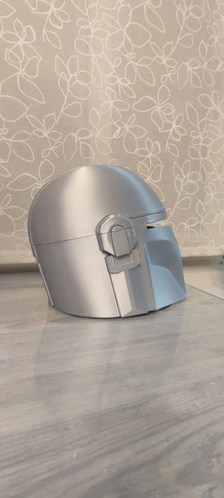 Casco mandalorian