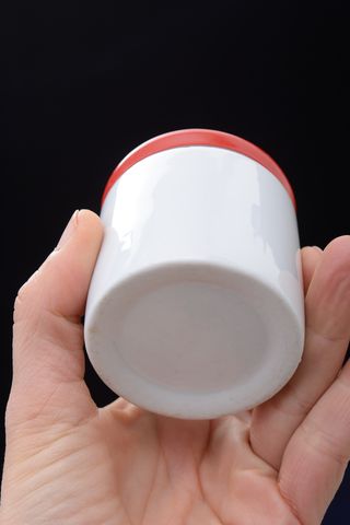 Tarro vintage farmacia loza blanca tapa roja