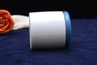 Tarro vintage farmacia loza blanca tapa azul