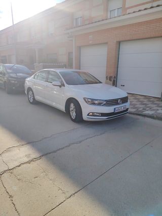 Volkswagen Passat 2016
