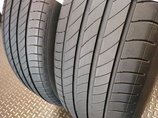 Neumáticos de ocasión 215 65R17 103V 