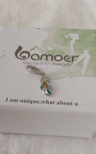 Charm Encanto de Pluma plata de ley