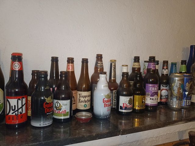 Colección botellas cerveza