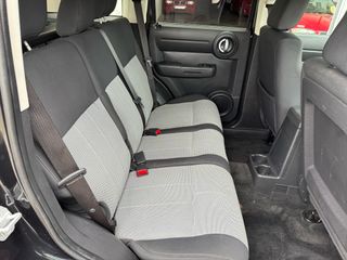 DODGE Nitro 2.8 CRD SE 4WD 2009