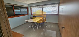 Nave industrial en venta en Polinyà