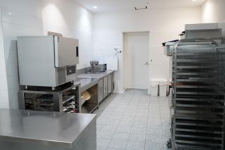R-7937912 Traspaso de Panadería con Obrador Sarria
