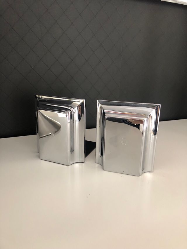 Sujetalibros El Casco