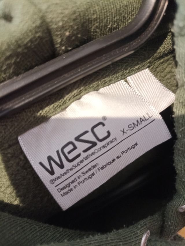 Sudadera con capucha verde oliva Wesc talla XS