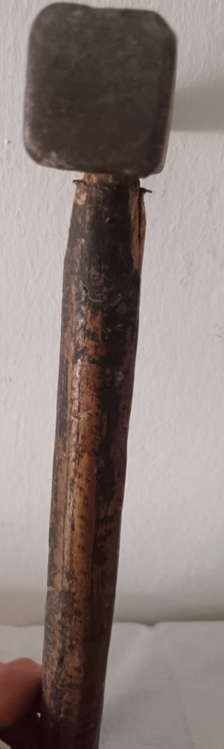 Martello con manico in legno 800 vint
