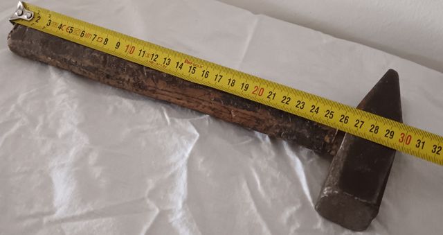 Martello con manico in legno 800 vint