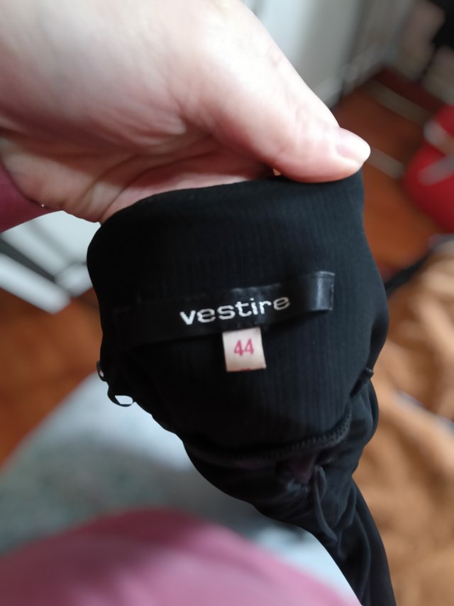Abito lungo nero vaporoso